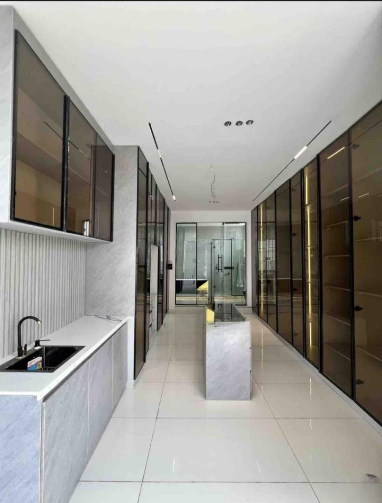 Luxury 5-Bedroom Detached Duplex with BQ, Pool, Cinema & Gym — main photo